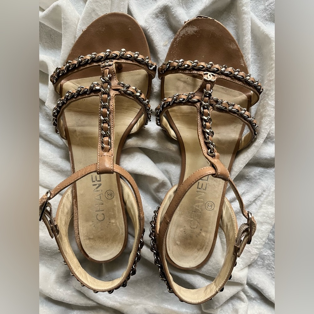 Chanel chain sandals 37.5 in beige